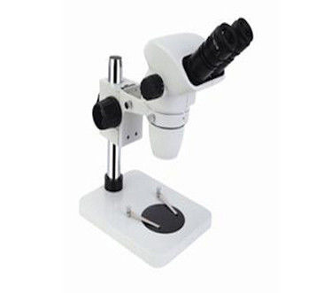 Base estérea binocular de lo cuadrado del pilar del microscopio del enfoque sin la iluminación